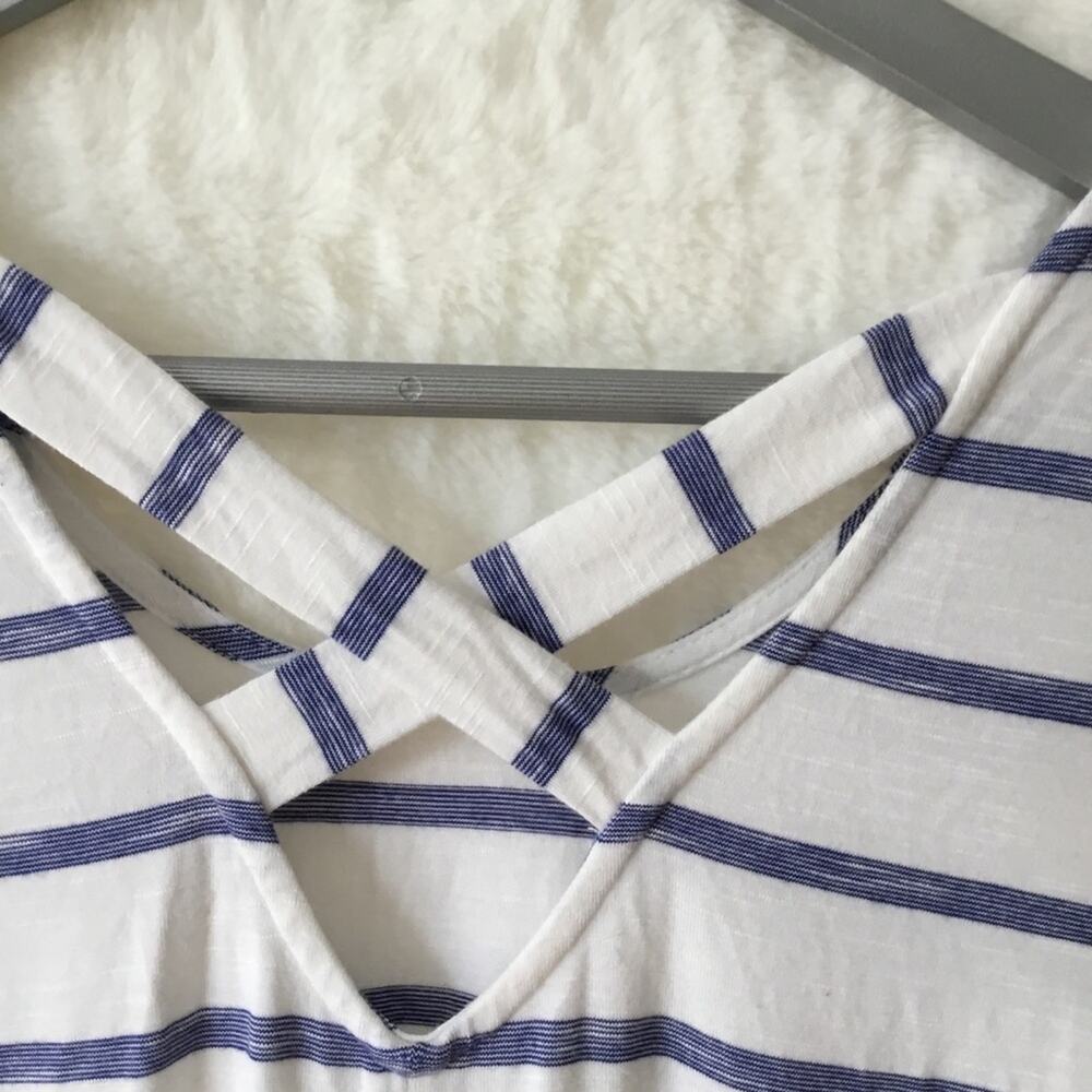 Chico's White and Blue Striped Crisscross Back Hi/Lo Tunic - Picture 14 of 16